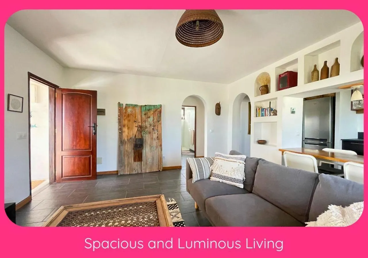 Hébergement de vacances Full Relaxation - Private Villa - Sea View - Private Garden - 2 Terraces - 3 Bedrooms - Wifi - Parking - Washing Machine Güime