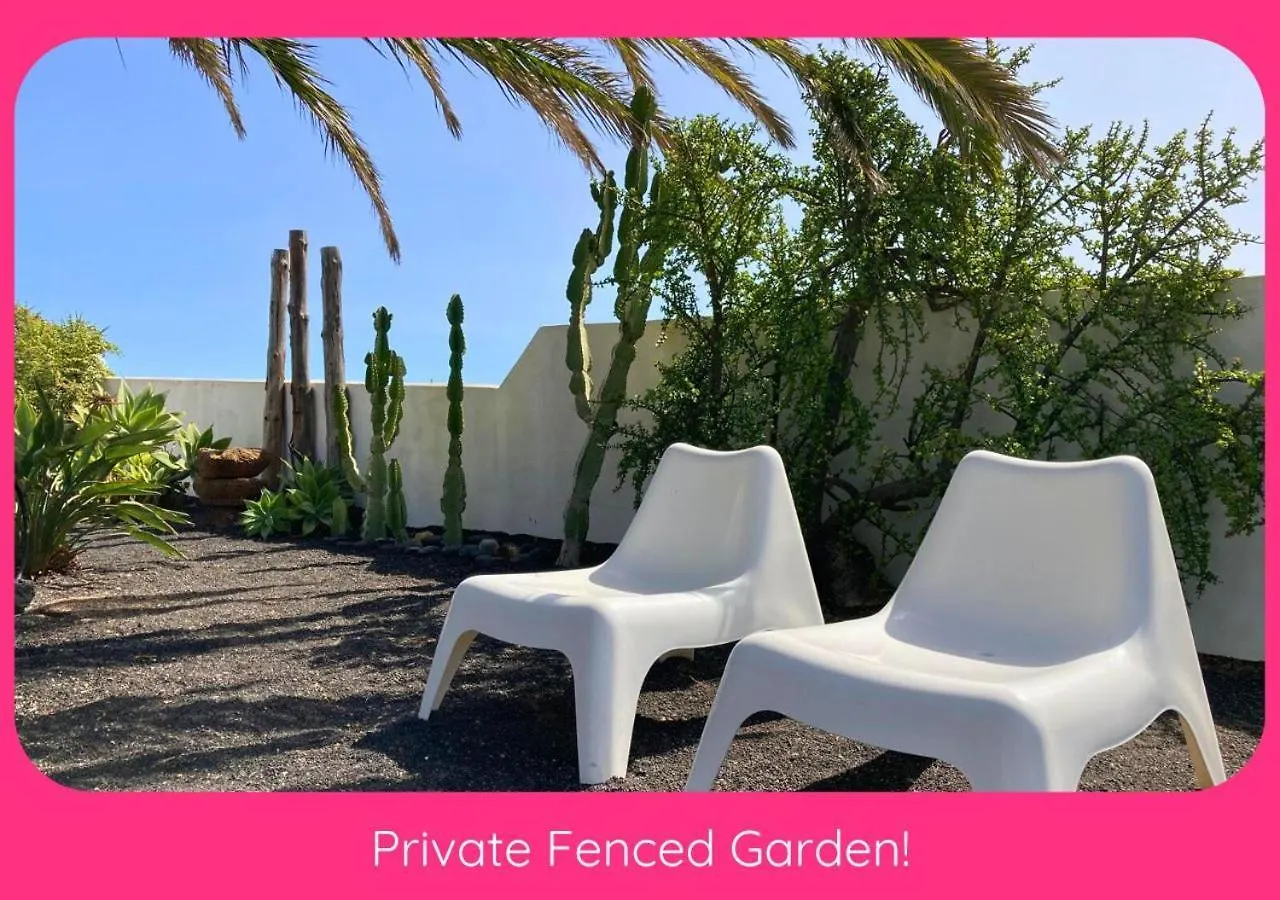 Hébergement de vacances Full Relaxation - Private Villa - Sea View - Private Garden - 2 Terraces - 3 Bedrooms - Wifi - Parking - Washing Machine Güime