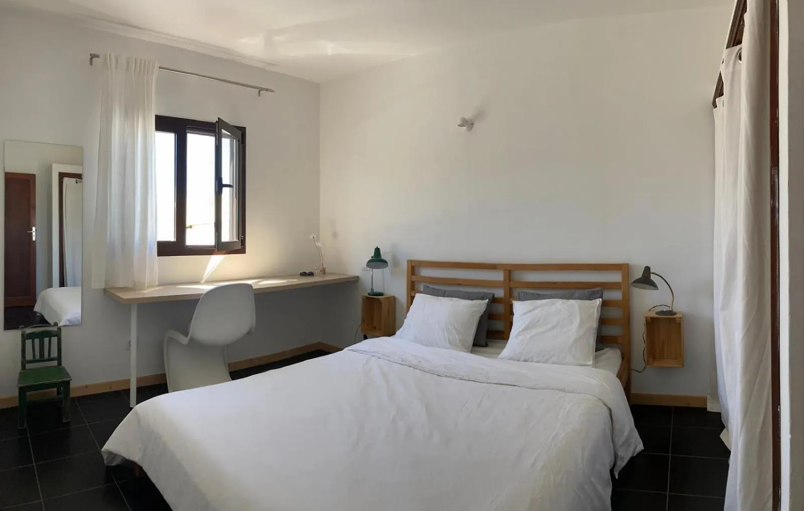 Dom wakacyjny Full Relaxation - Private Villa - Sea View - Private Garden - 2 Terraces - 3 Bedrooms - Wifi - Parking - Washing Machine Güime