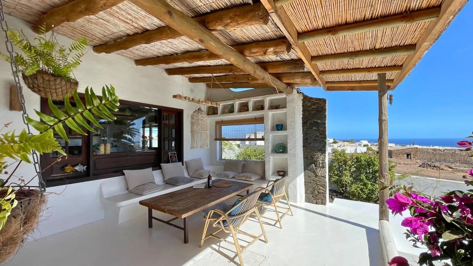 Full Relaxation - Private Villa - Sea View - Private Garden - 2 Terraces - 3 Bedrooms - Wifi - Parking - Washing Machine Güime Hiszpania